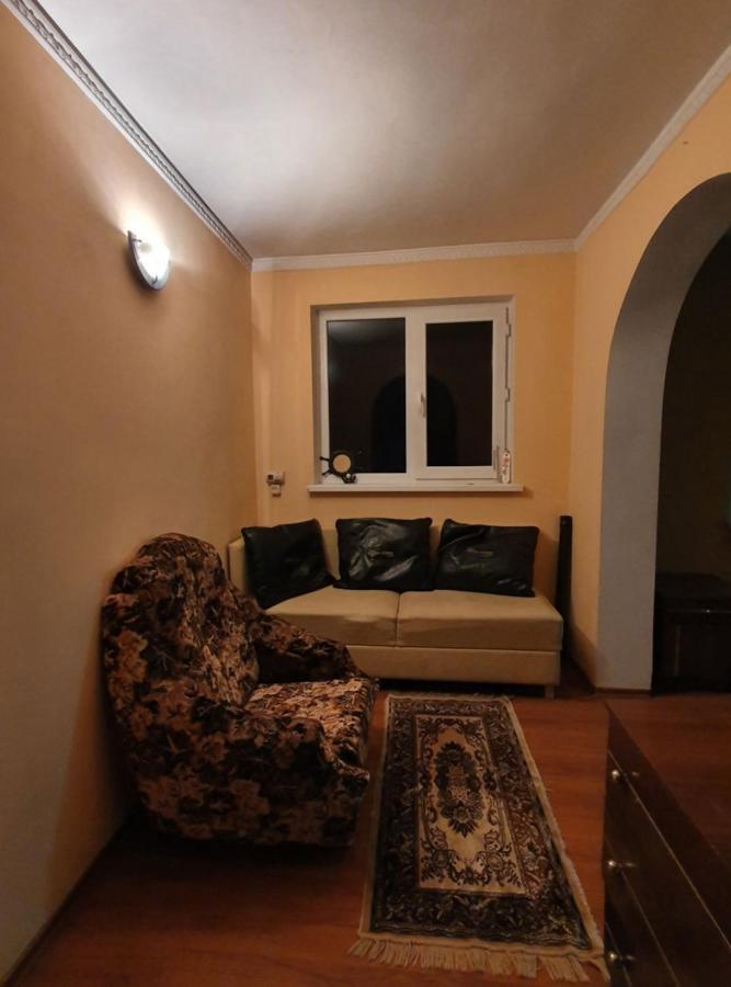 Diana City Center Rooms キシナウ エクステリア 写真