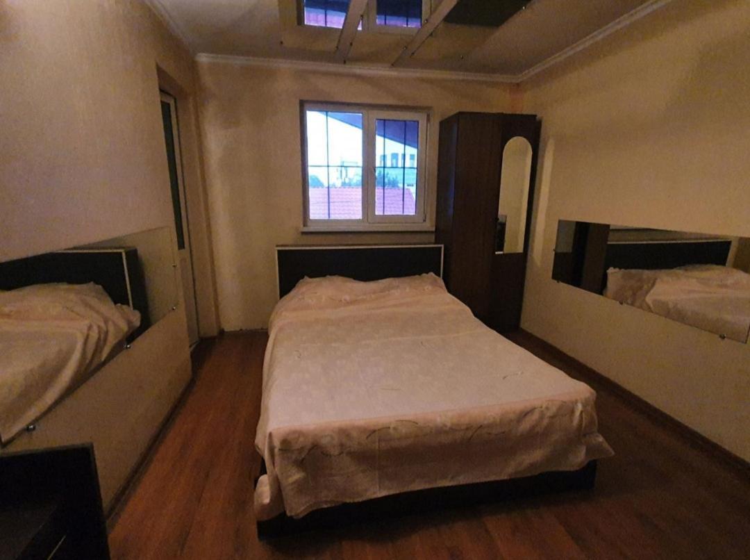 Diana City Center Rooms キシナウ エクステリア 写真